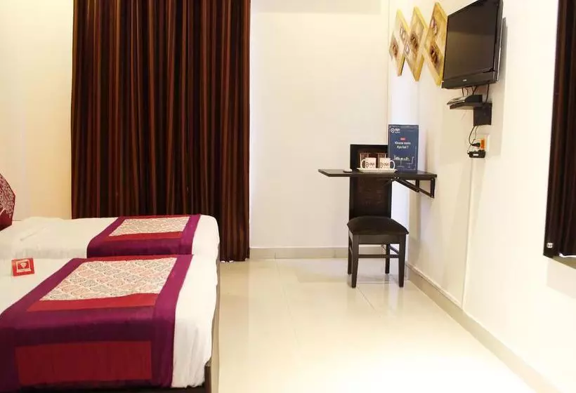 ホテル Oyo Rooms Moulsari Avenue Flagship