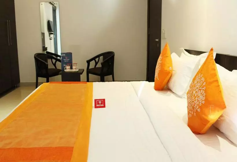 ホテル Oyo Rooms Moulsari Avenue Flagship
