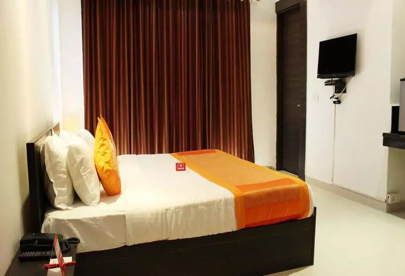 ホテル Oyo Rooms Moulsari Avenue Flagship
