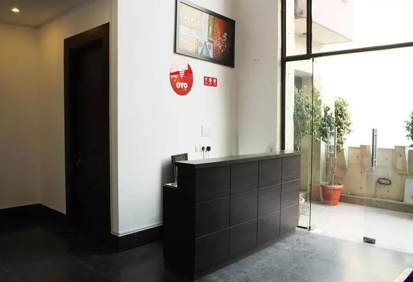 ホテル Oyo Rooms Moulsari Avenue Flagship