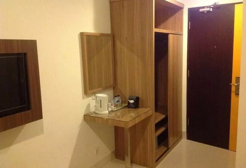 Otel Pacific Makassar