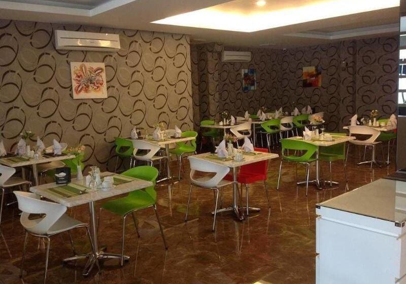 فندق Pacific Makassar