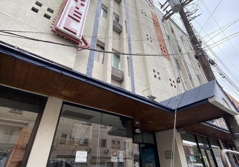 בית מלון כפרי Paris