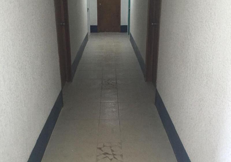 בית מלון כפרי Paris