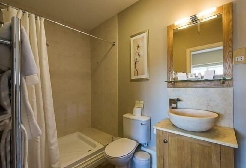 فندق The Fairfax Arms