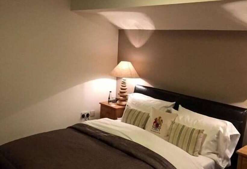 فندق The Fairfax Arms