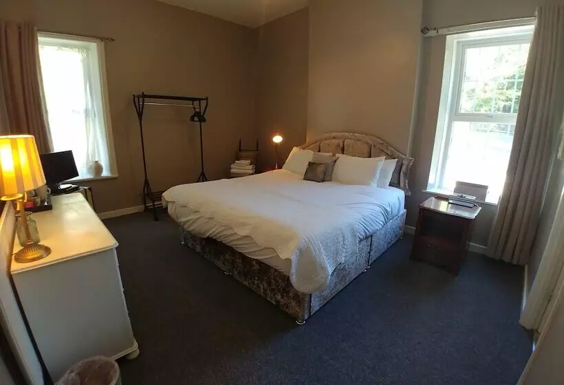 Hotelli The Snake Pass Inn