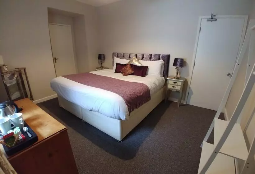 Hotelli The Snake Pass Inn