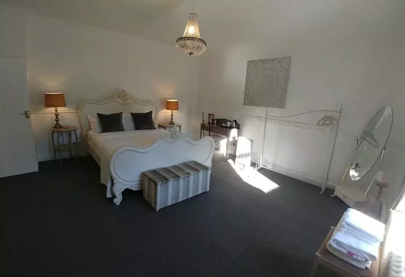 Hotelli The Snake Pass Inn