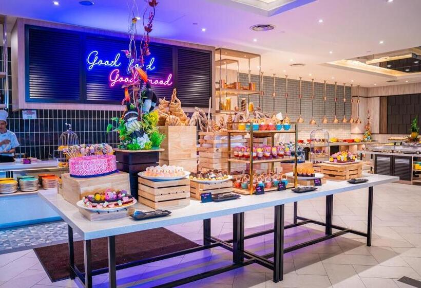 فندق The Waterfront