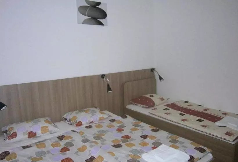 ペンション Fanni Budapest Guesthouse