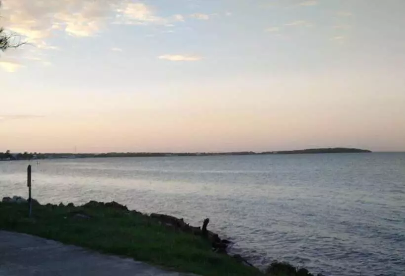 Pension The Red Hut Inn