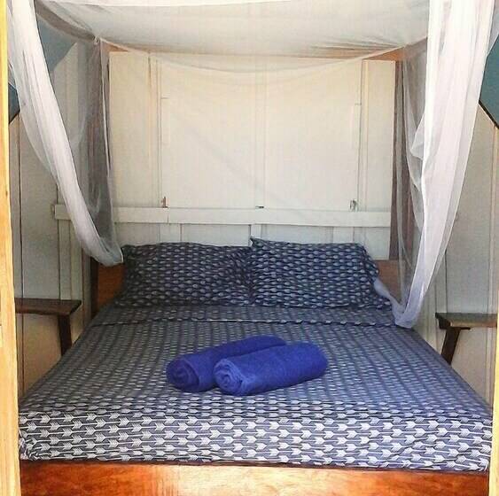 Cabanas Rusticas Hostel