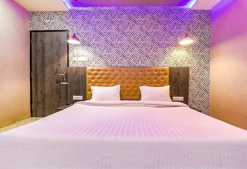 Fabhotel Rudra Inn & Cafe I