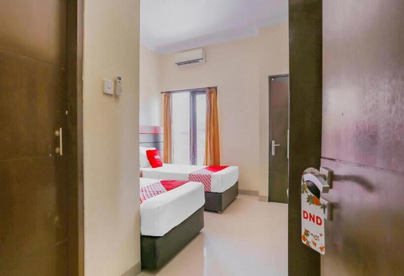 فندق Ari Beach Inn By Oyo