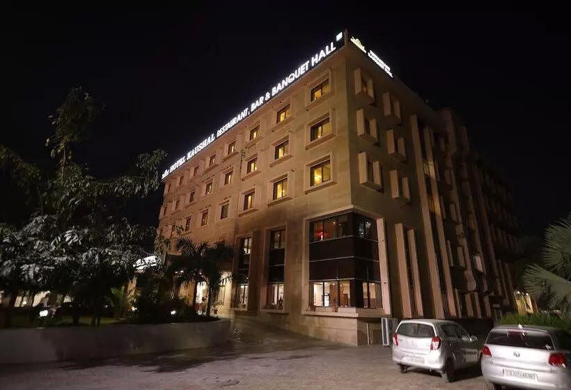 ホテル Kaushal International