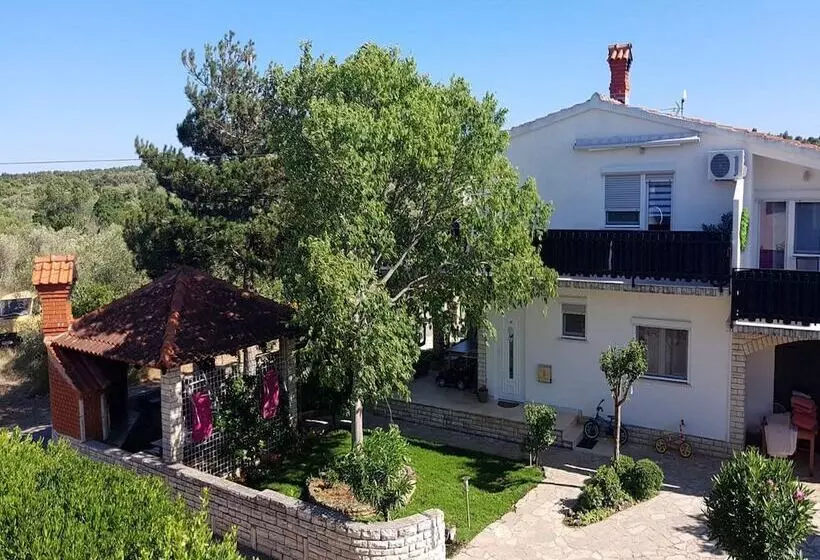 Majatalo Apartments Snježana Carev