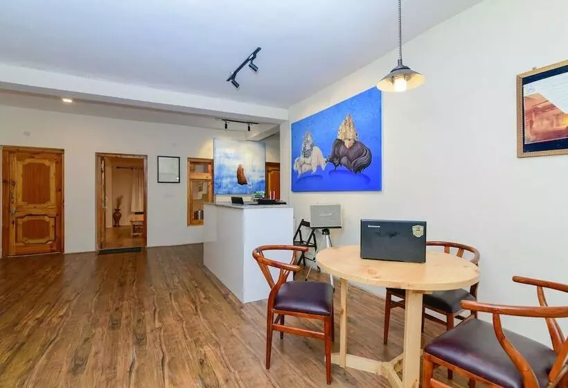 Raybo Hostel