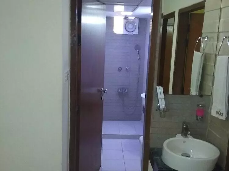 تختخواب و صبحانه Naas Serviced Apartments