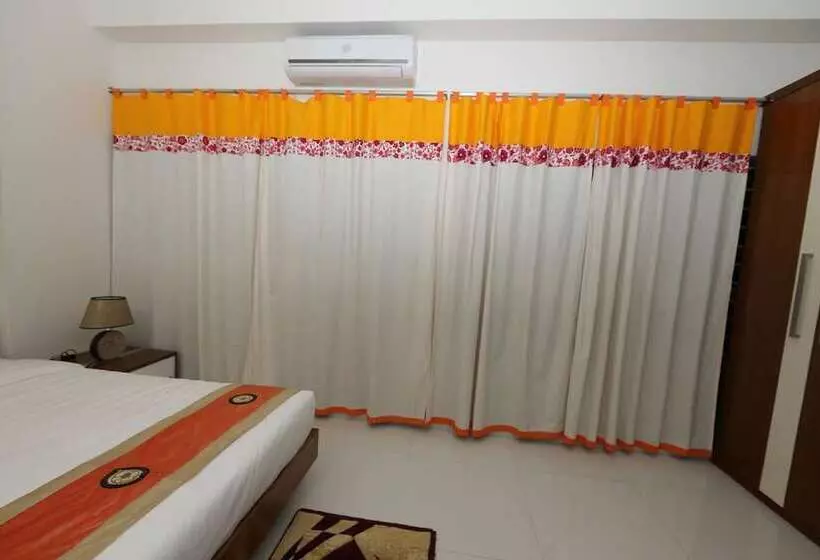 تختخواب و صبحانه Naas Serviced Apartments