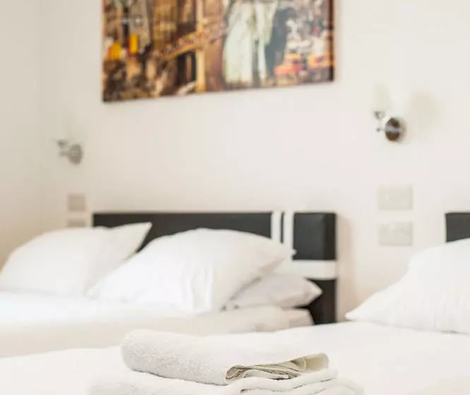 酒店 Solar Strand Express