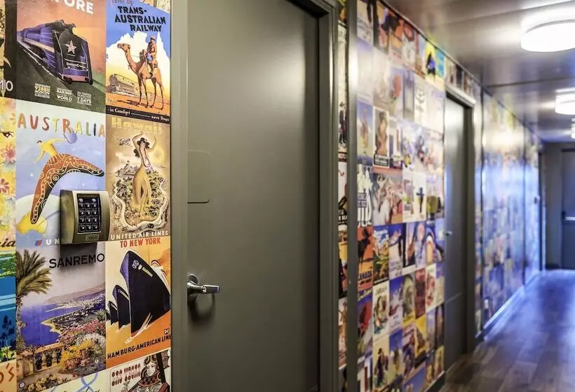 Отель F1 Paris Gennevilliers