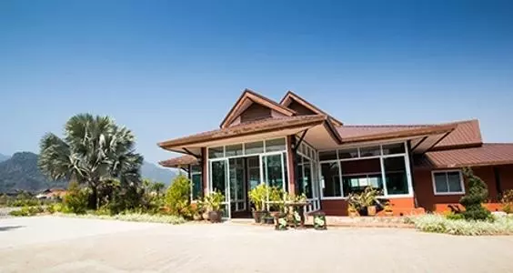 ホテル Golden Nakara Resort
