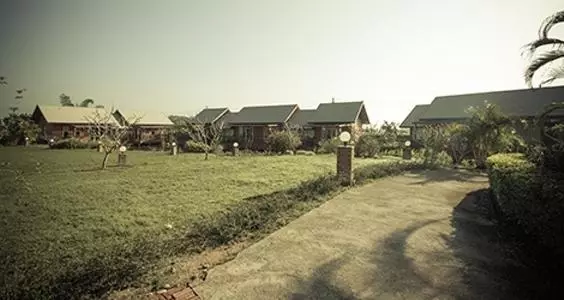 ホテル Golden Nakara Resort