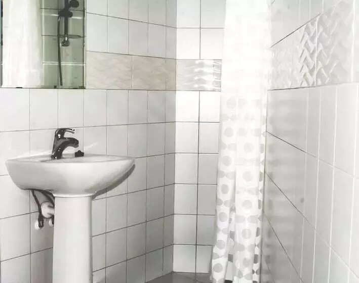 ホテル Griboedov House