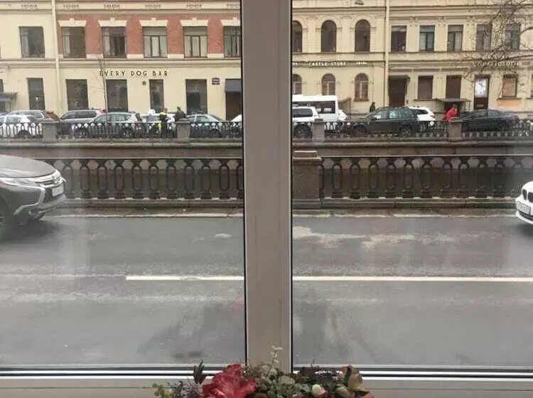 ホテル Griboedov House