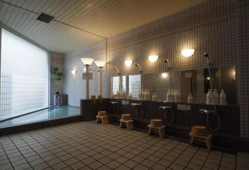 בית מלון כפרי Livemax Resort Setouchi Seafront