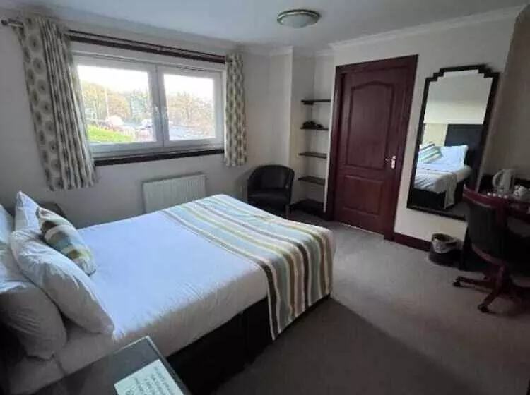 Hotel Lochway