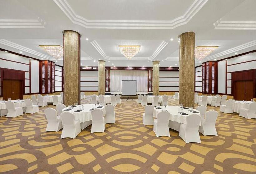 Отель Makarem Mina