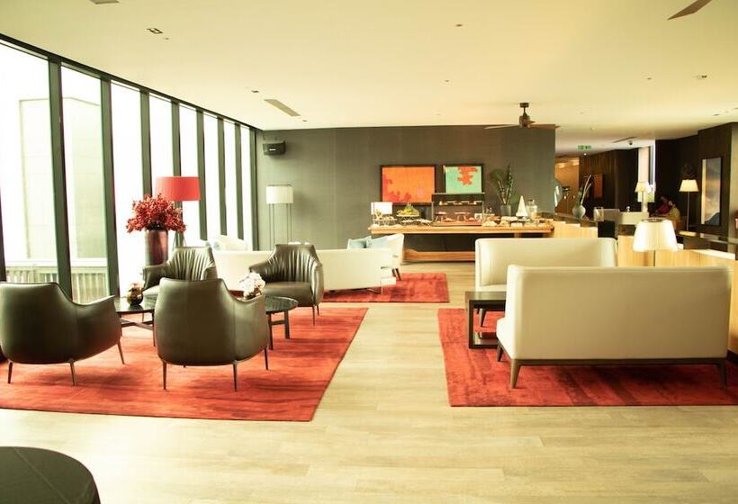 Midori Clark Hotel And Casino