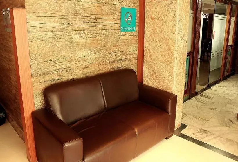 Hotelli Oyo Rooms Chakraberia