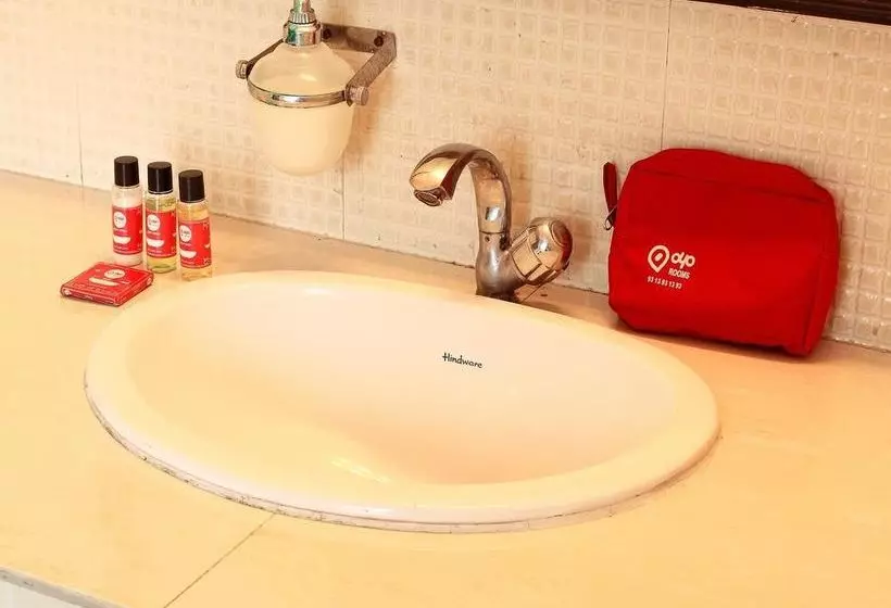 Hotelli Oyo Rooms Chakraberia