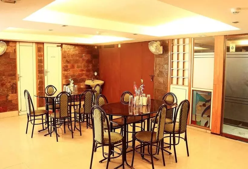 Hotelli Oyo Rooms Chakraberia