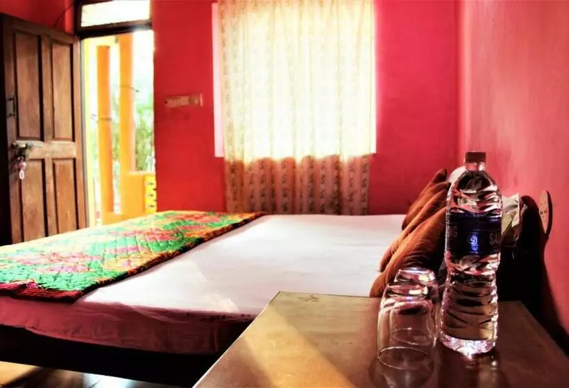 ホテル Private Rooms Near Chapora Fort
