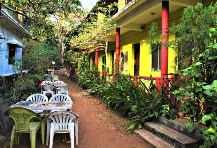 ホテル Private Rooms Near Chapora Fort