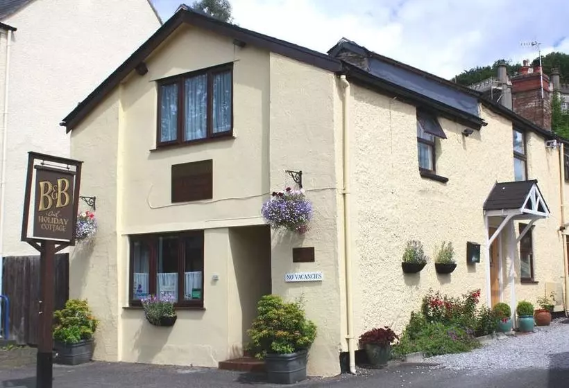 호텔 The Four Poster