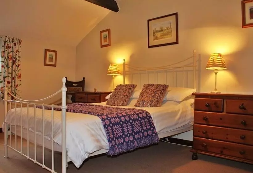 호텔 The Four Poster