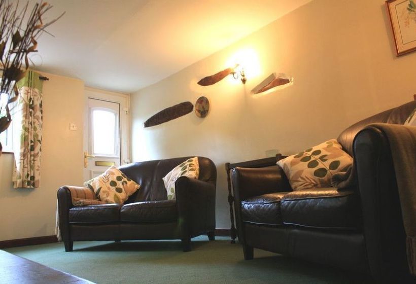 酒店 The Four Poster