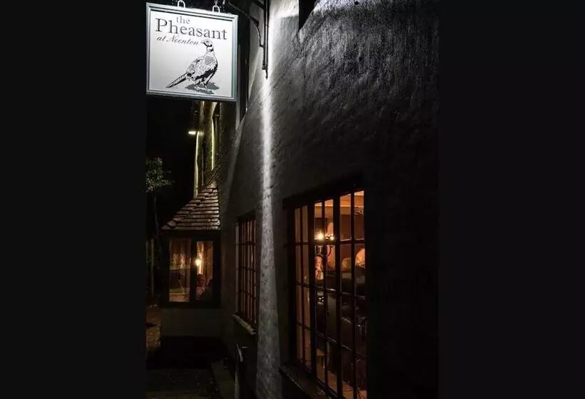 Otel The Pheasant At Neenton