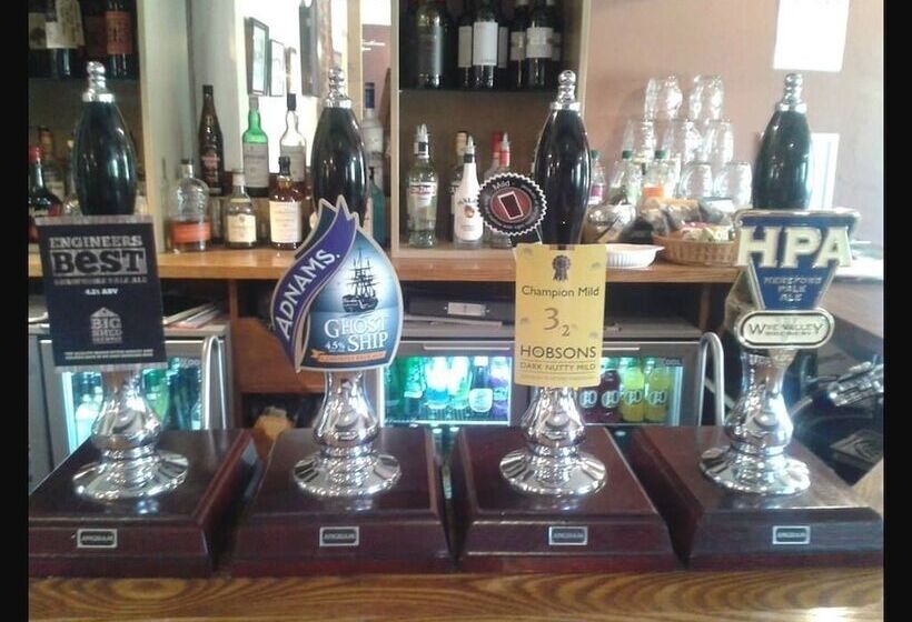 בית מלון כפרי The Pheasant At Neenton