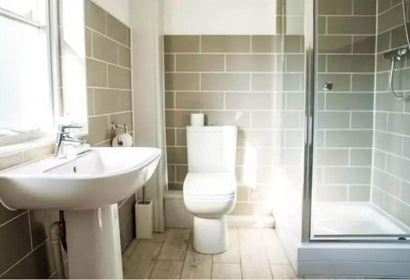 Otel The Pheasant At Neenton