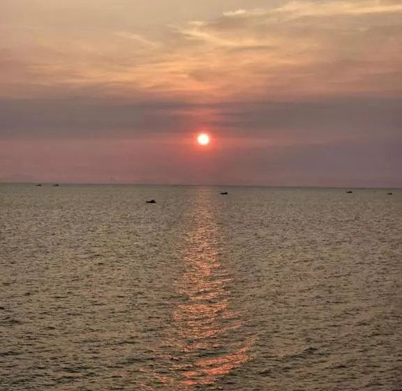 هتل Venus Phu Quoc