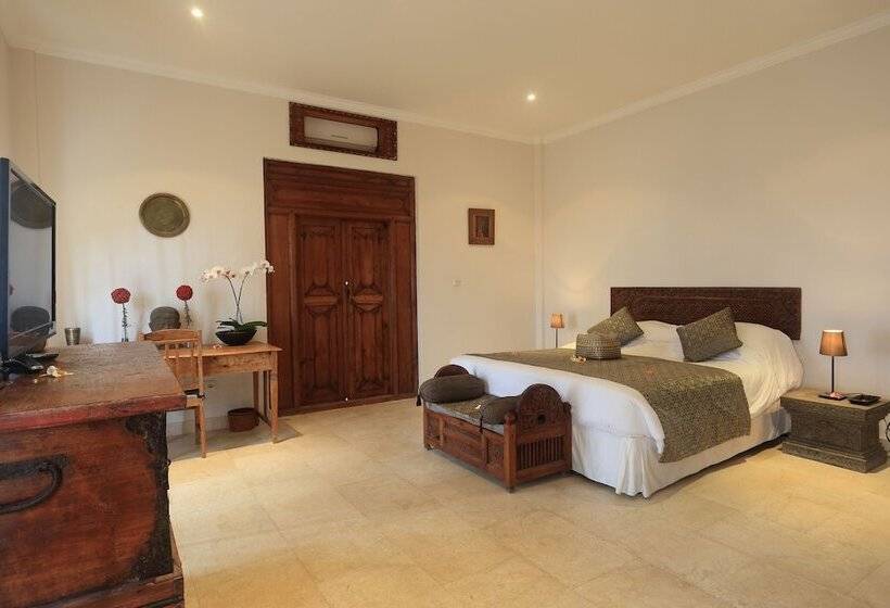 Отель Villa Mandala