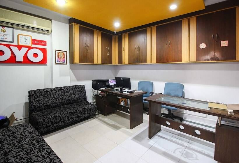 Oyo Apartments Shyamlal Begumpet