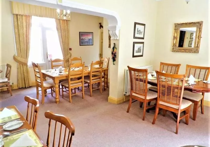 Pensão Britannia Guest House