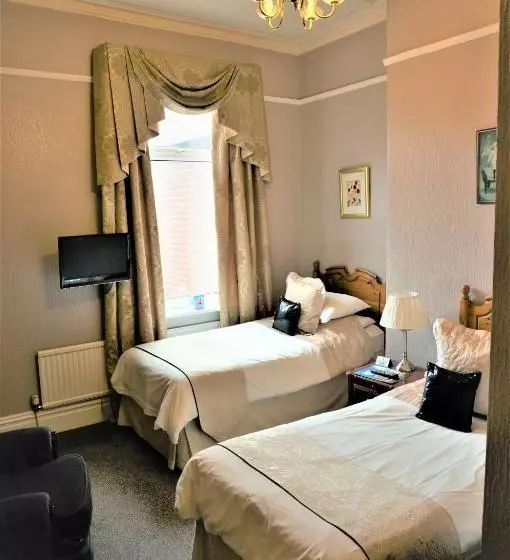 Pensão Britannia Guest House